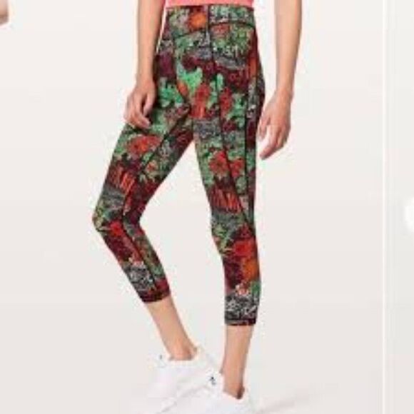 Lululemon Time To Sweat Crop *23" Pants Zen Garden Multi Size 12 - Picture 1 of 8